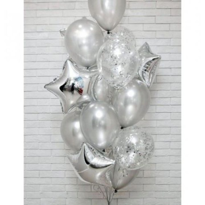 Фонтан шаров "Сильвер мун" в Армавире