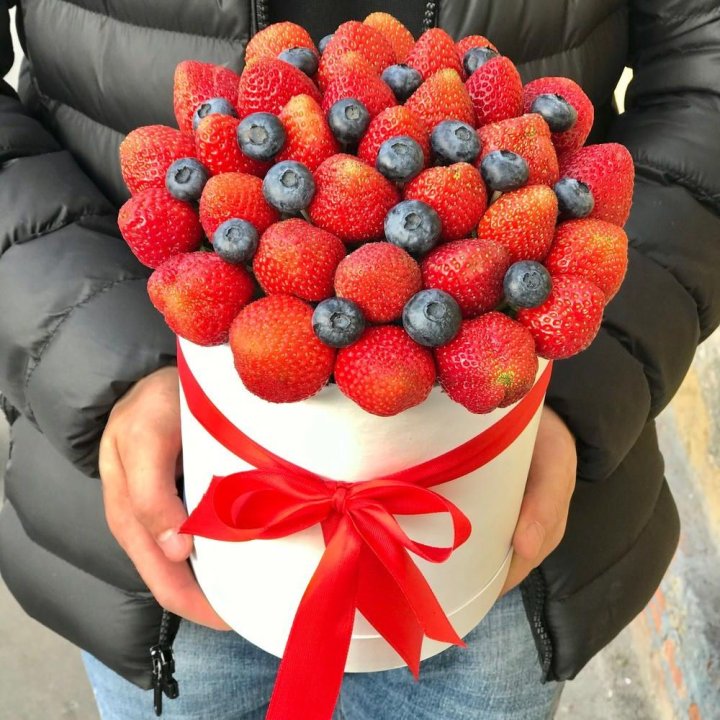 Клубничный бокс №3 в Армавире