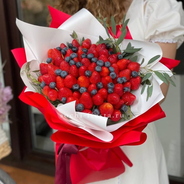 Ягодный бум №6 в Армавире