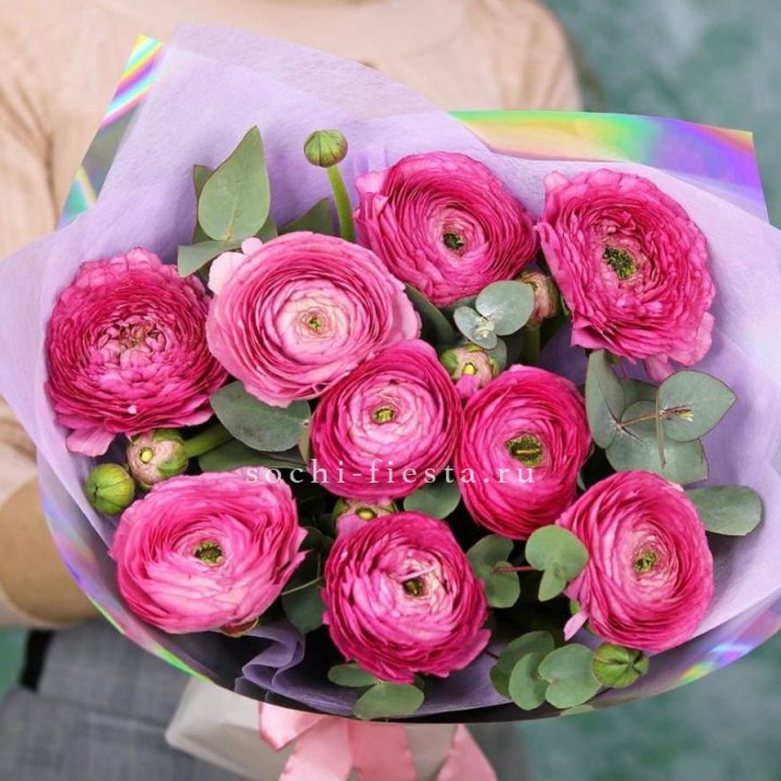 Ранункулюсы с эвкалиптом №2 в Армавире