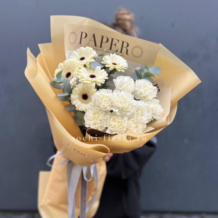  Букет с диантусами и герберами в Армавире