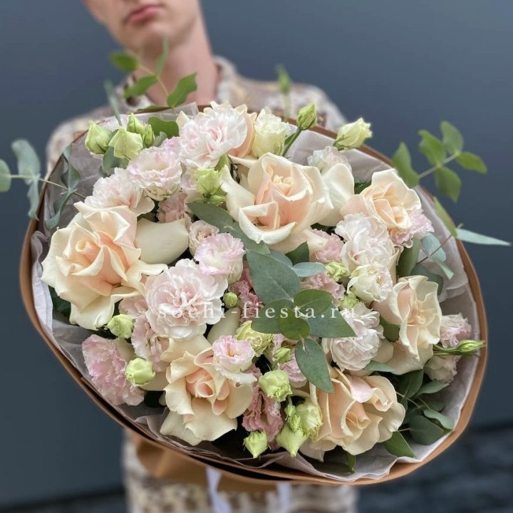  Букет кремовых роз "Мокко" в Армавире