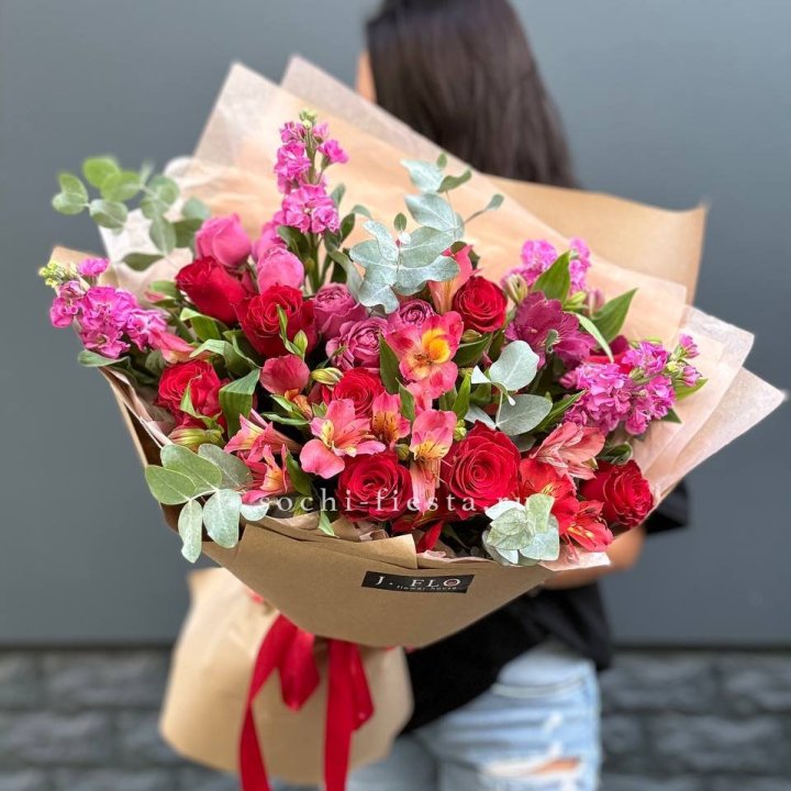 Дизайнерский букет №3 в Армавире