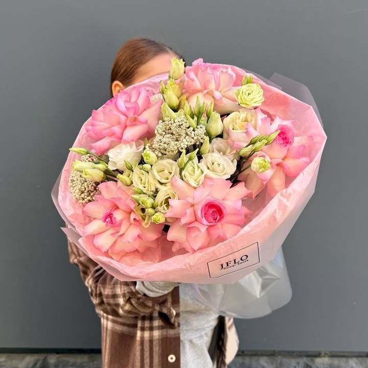 Букет "Розы с эустомой" в Армавире