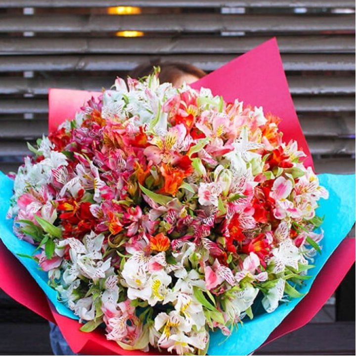 101 альстромерия в Армавире