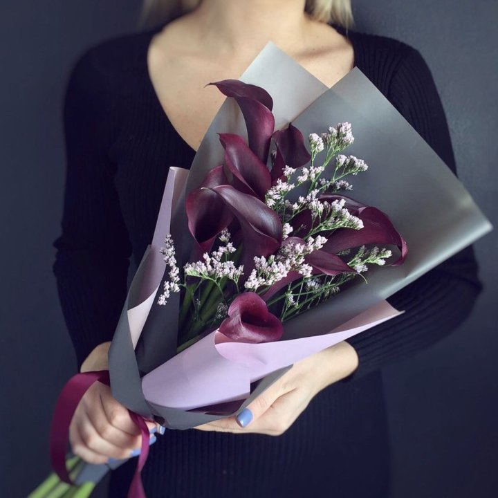 Букет фиолетовых калл в Армавире