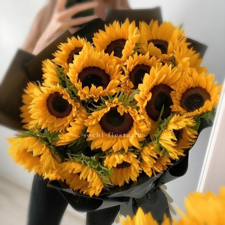 Букет подсолнухов "Гига" в Армавире