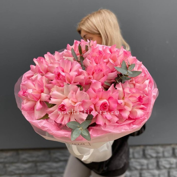 11 французских роз в Армавире