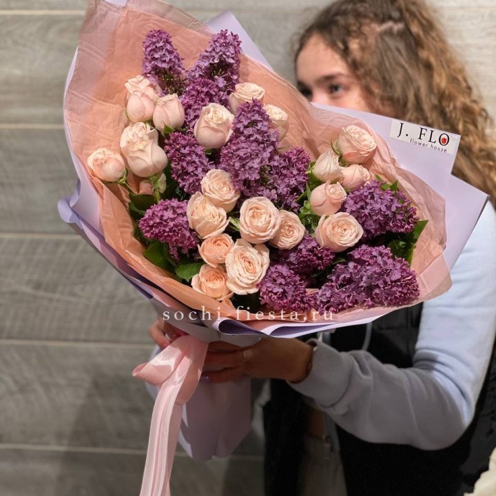 Букет "Лиловая весна" в Армавире