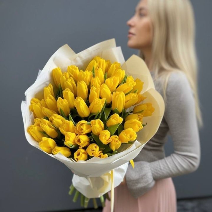 51 желтый тюльпан в Армавире