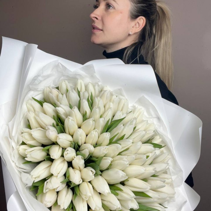 101 белый тюльпан №2 в Армавире