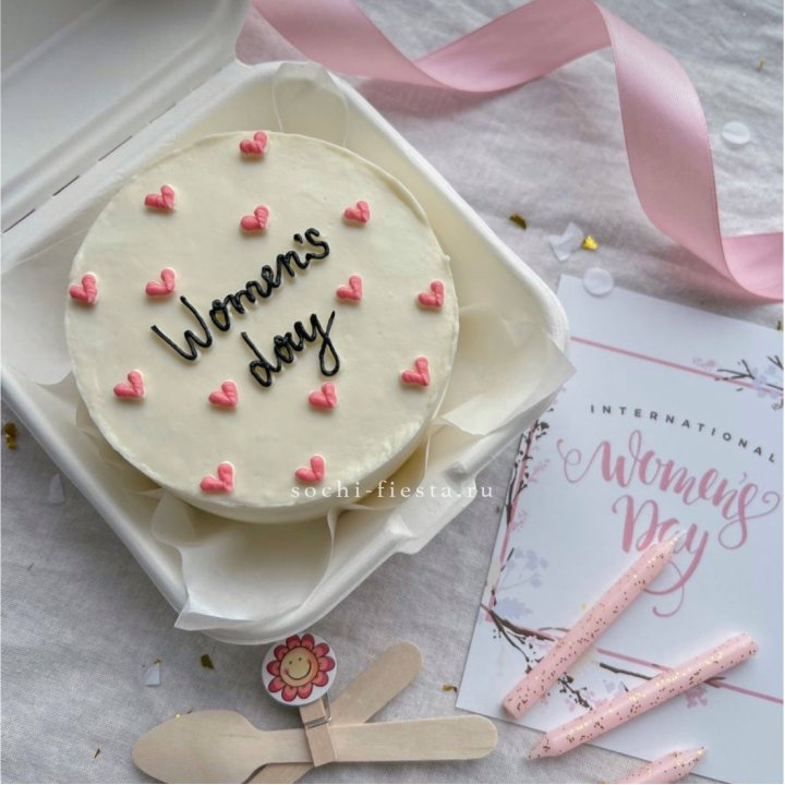 Бенто-торт "Дорогим женщинам"  в Армавире