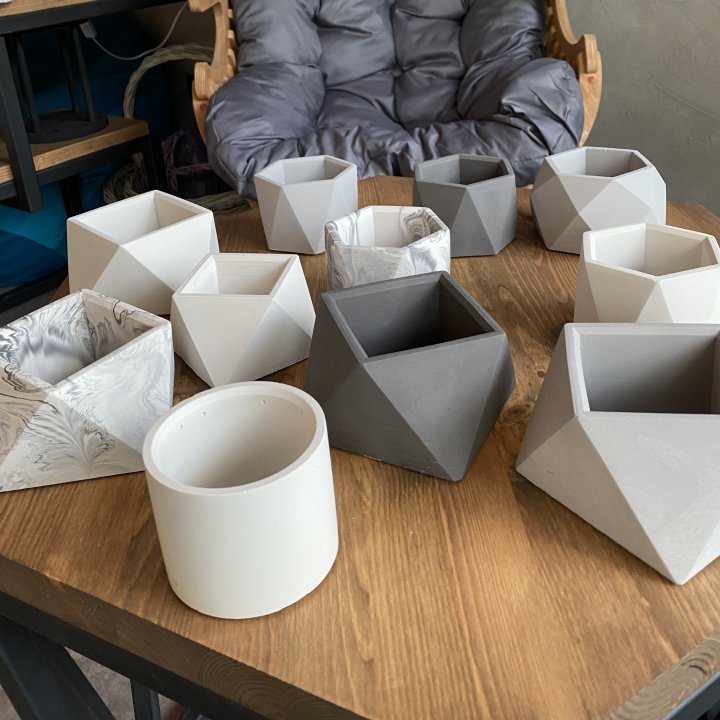 Дизайнерское кашпо в Армавире