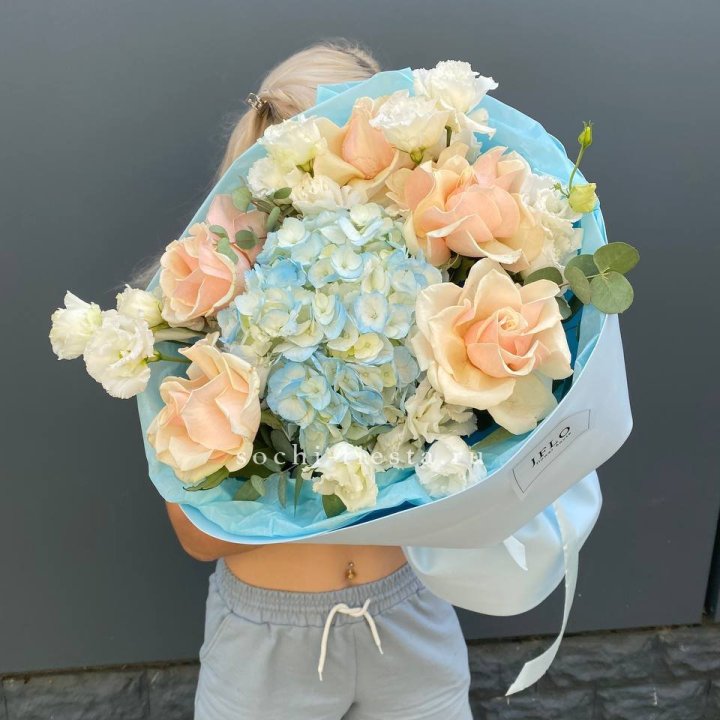 Сборный букет "Голубой закат" в Армавире