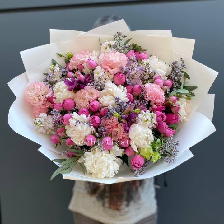Дизайнерский букет №10 в Армавире
