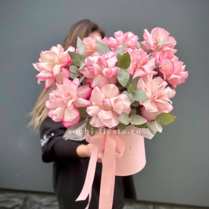 11 Фрунцузских роз "Венди" в Армавире