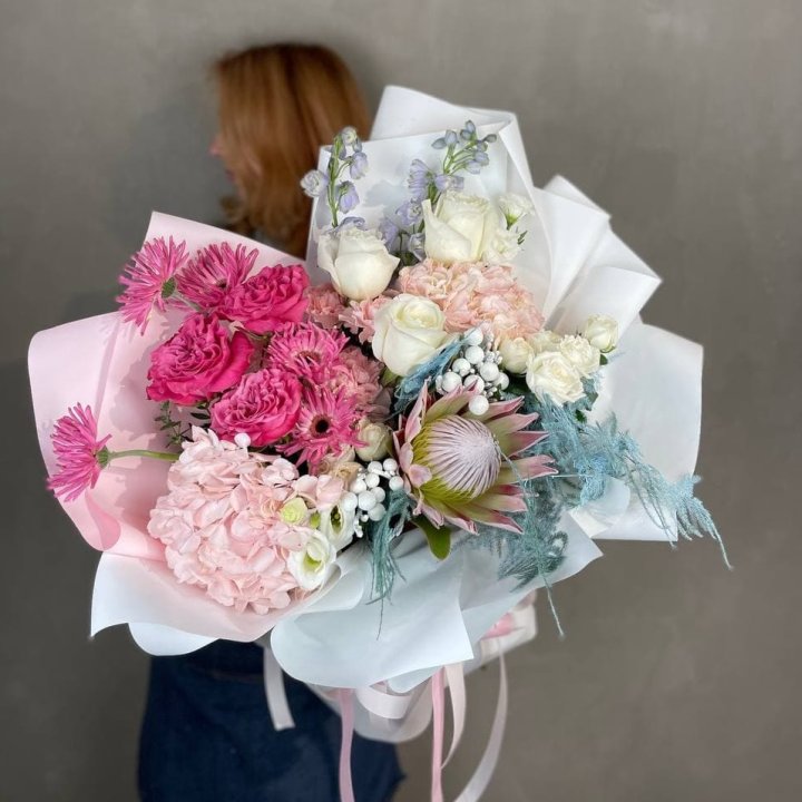 Дизайнерский букет "Фантастик" в Армавире