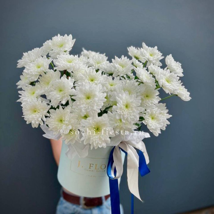 Коробка с хризантемами №3 в Армавире