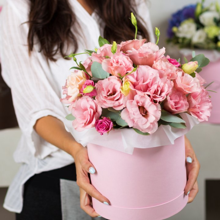 Эустома в шляпной коробке в Армавире