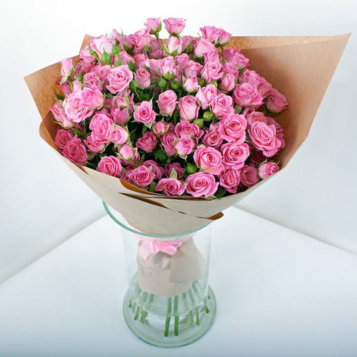 15 кустовых роз в Армавире