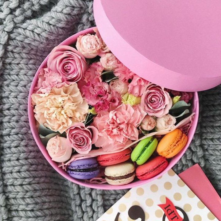 Цветочный бокс пинк в Армавире