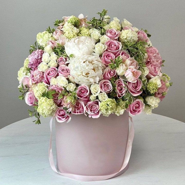 Цветочный бокс "Фантастик" в Армавире