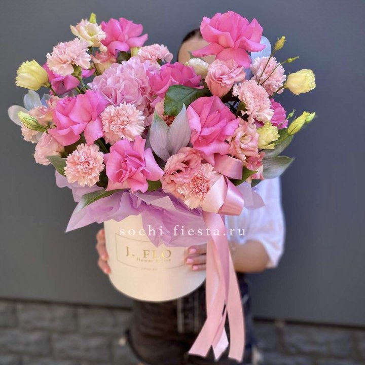 Цветочный бокс "Сальма" в Армавире