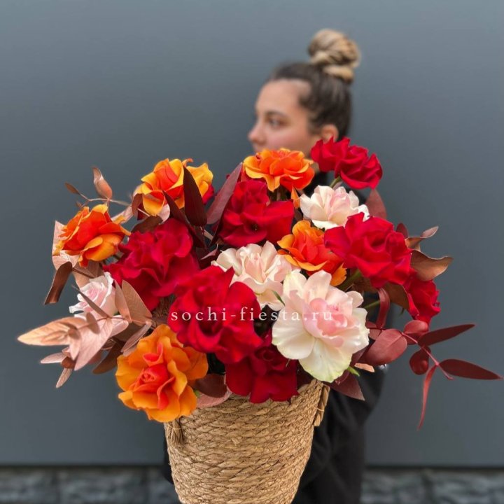 Авторский бокс "Роксана" в джутовом кашпо в Армавире