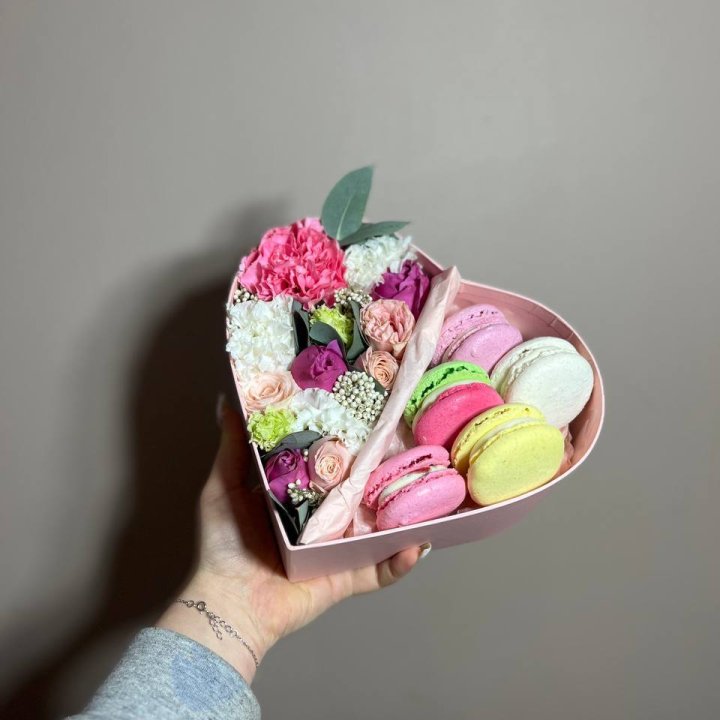 Дуо цветы и макаронсы в Армавире