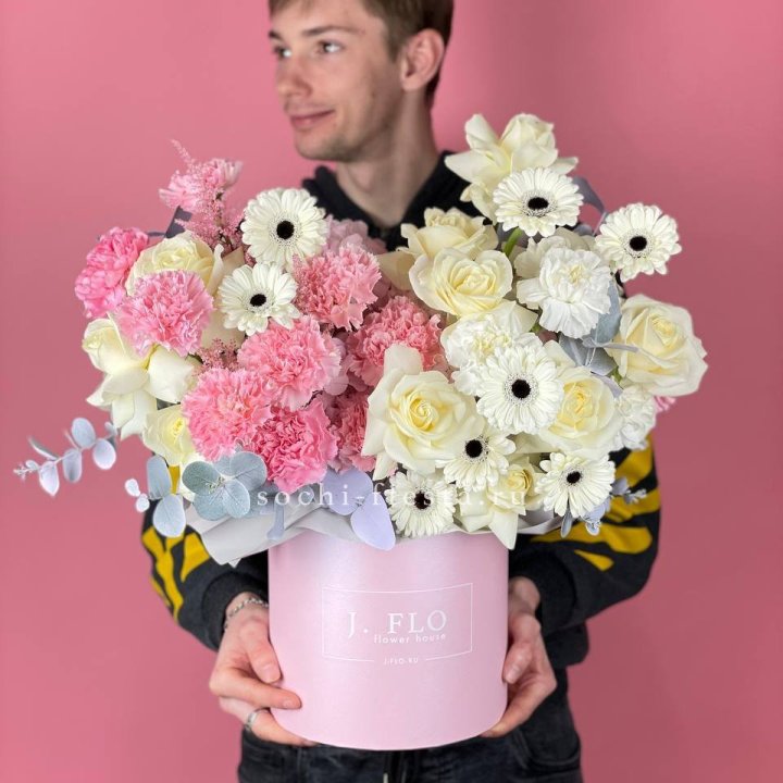 Дизайнерский бокс "Индира" в Армавире