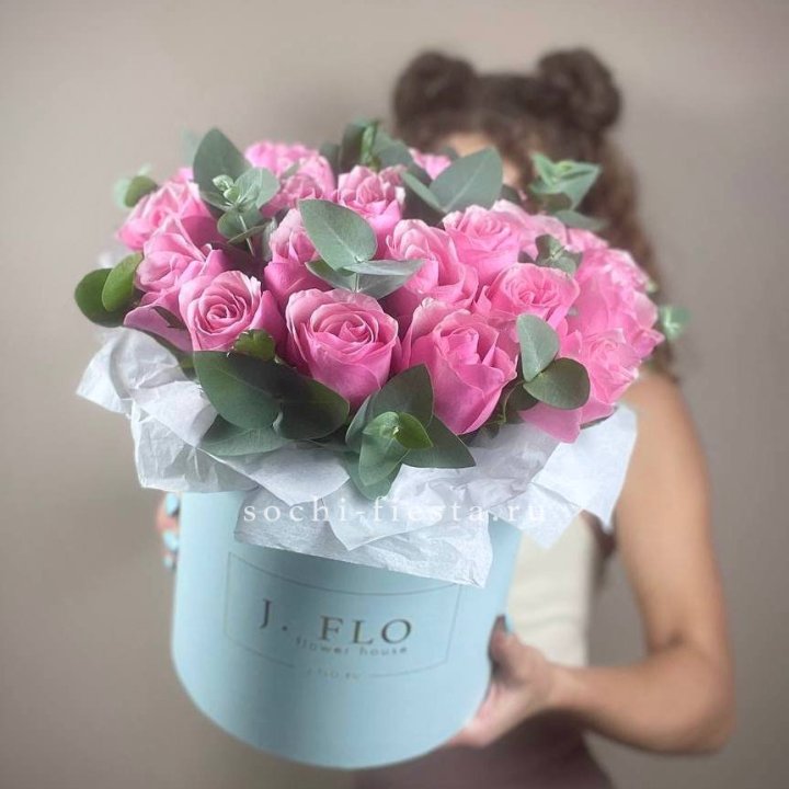 Бокс 27 роз в Армавире