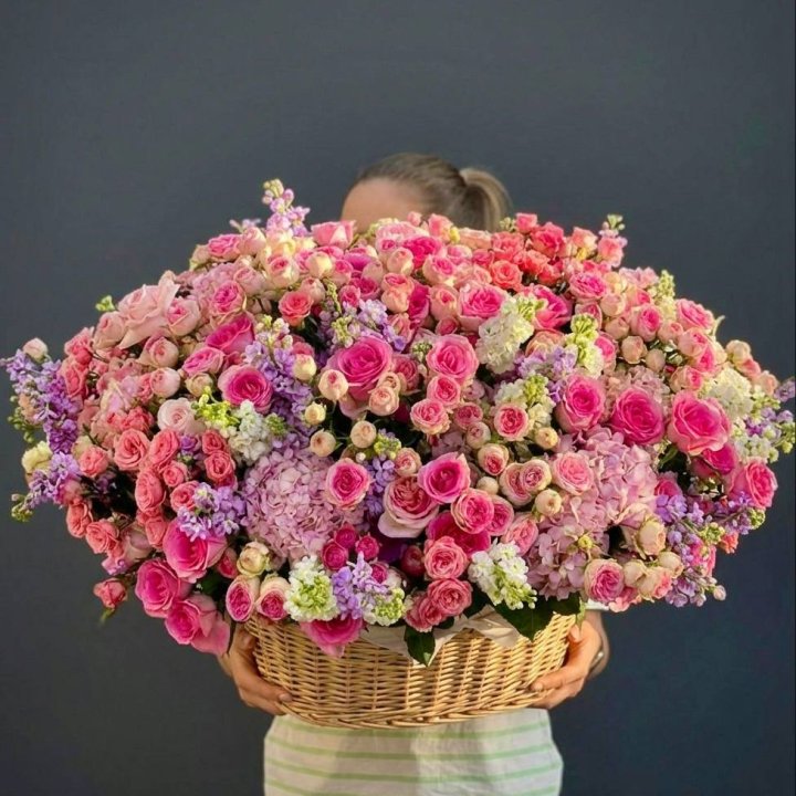 Цветочная корзина гигант №5 в Армавире