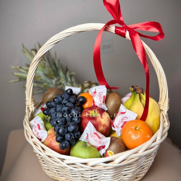 Фруктовая корзина №3 в Армавире