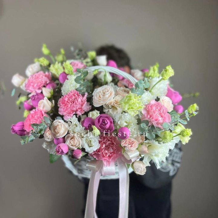 Корзина "Яркая" в Армавире