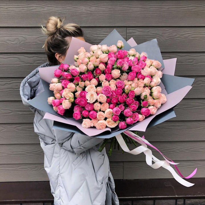 55 роз микс кустовых в Армавире