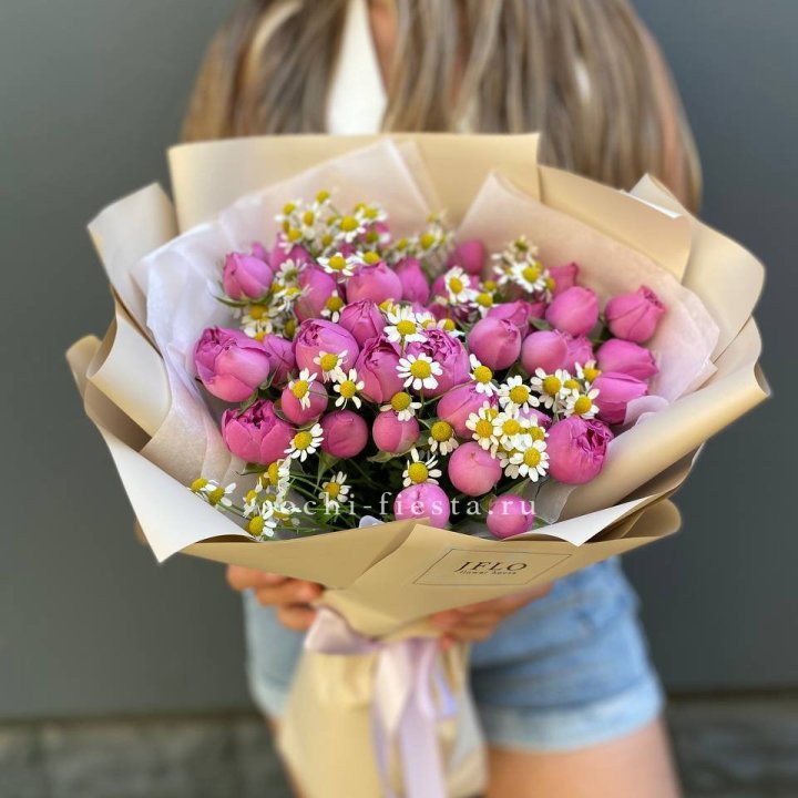 Дуобукет мисти с ромашками  в Армавире