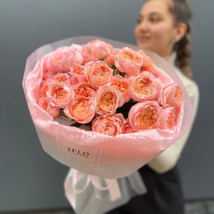 Букет из пионовидных роз Джульетта в Армавире