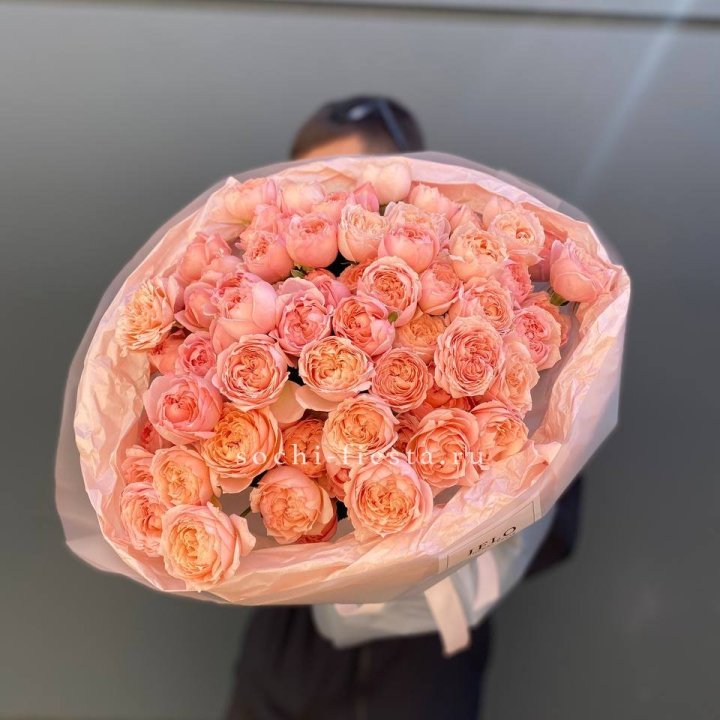 Букет из 21 пионовидной розы Джульетта в Армавире