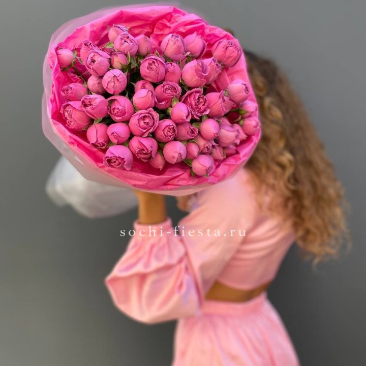 Букет из пионовидных роз  в Армавире