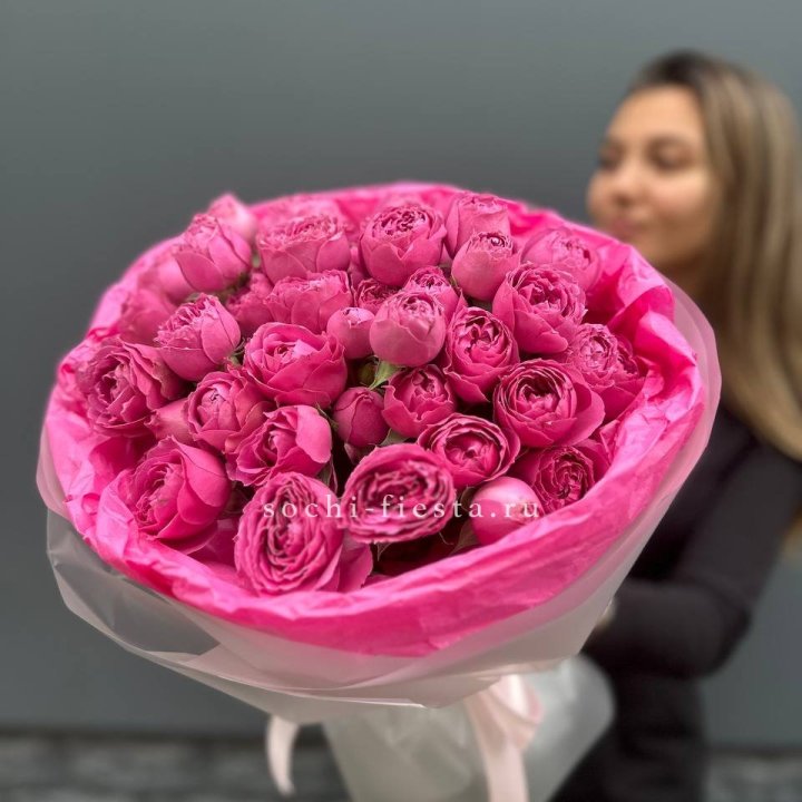 Букет из пионовидных роз  в Армавире