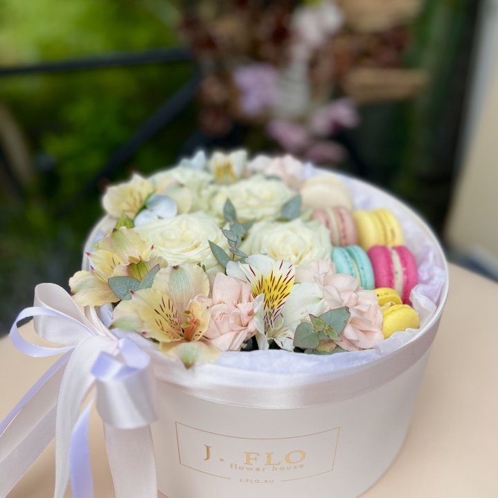 Цветочный бокс "Ника" в Армавире