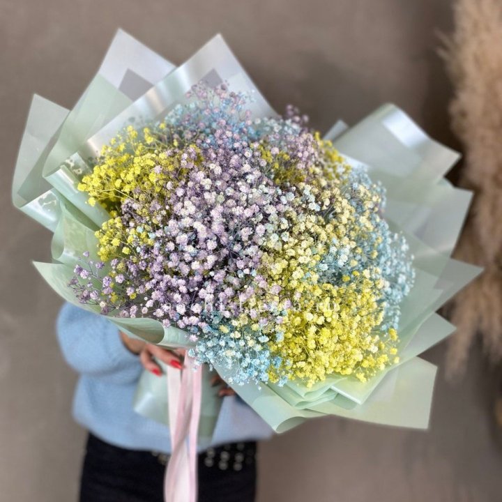 Букет радужных гипсофил в Армавире