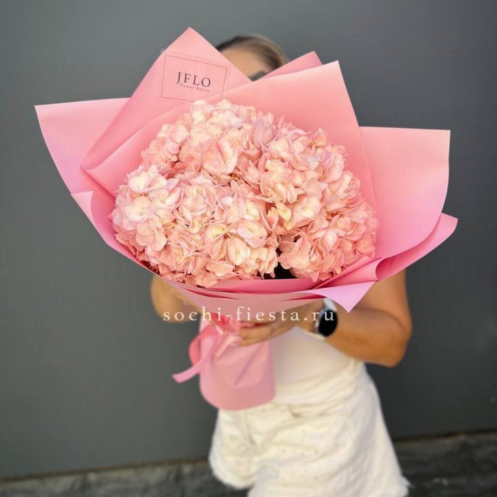 Букет гортензий "Крем" в Армавире