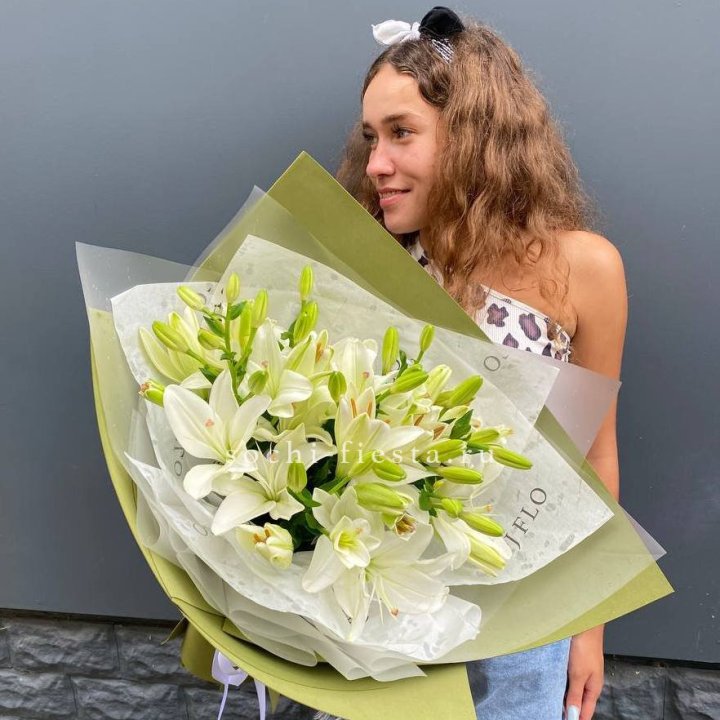 Букет  лилий "Изумруд" в Армавире