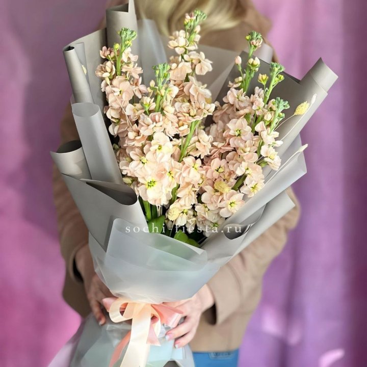 Букет ароматной маттиоллы №2 в Армавире