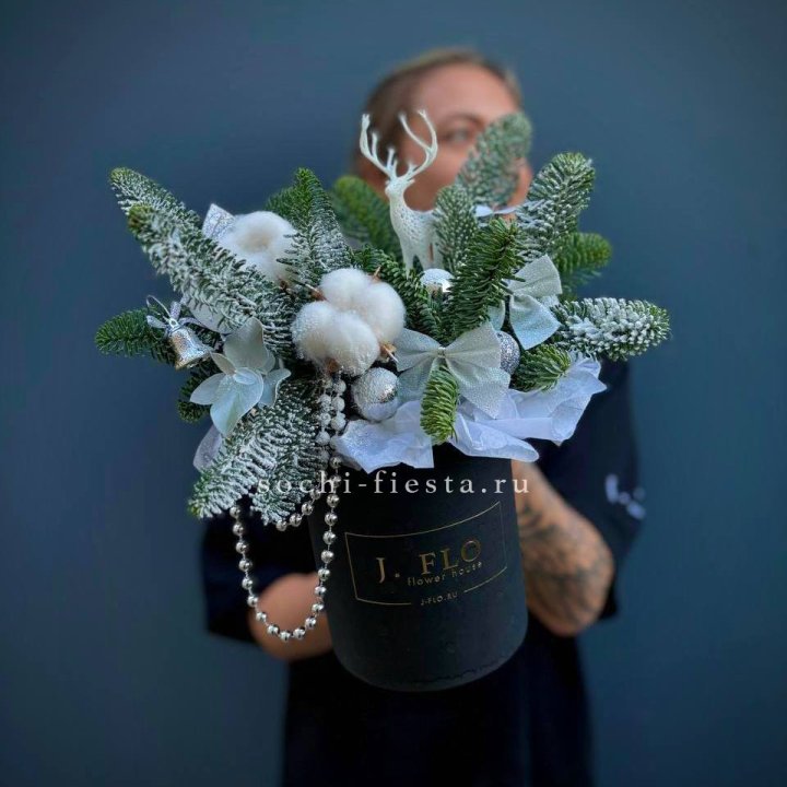 Композиция "Мери крисмас" в Армавире