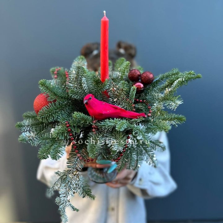 Новогодняя композиция в бокале в Армавире