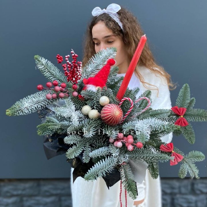 Композиция в бокале красная в Армавире