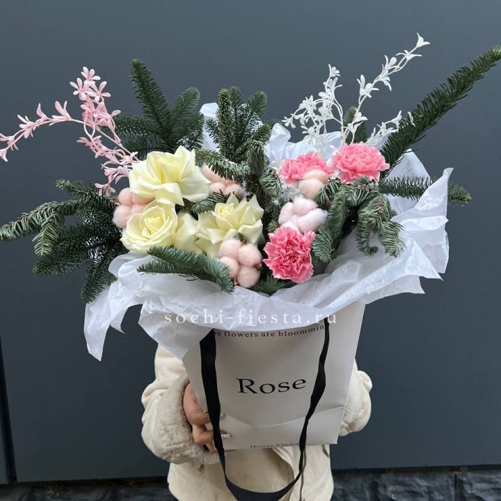 Цветочная сумка с нобилисом в Армавире