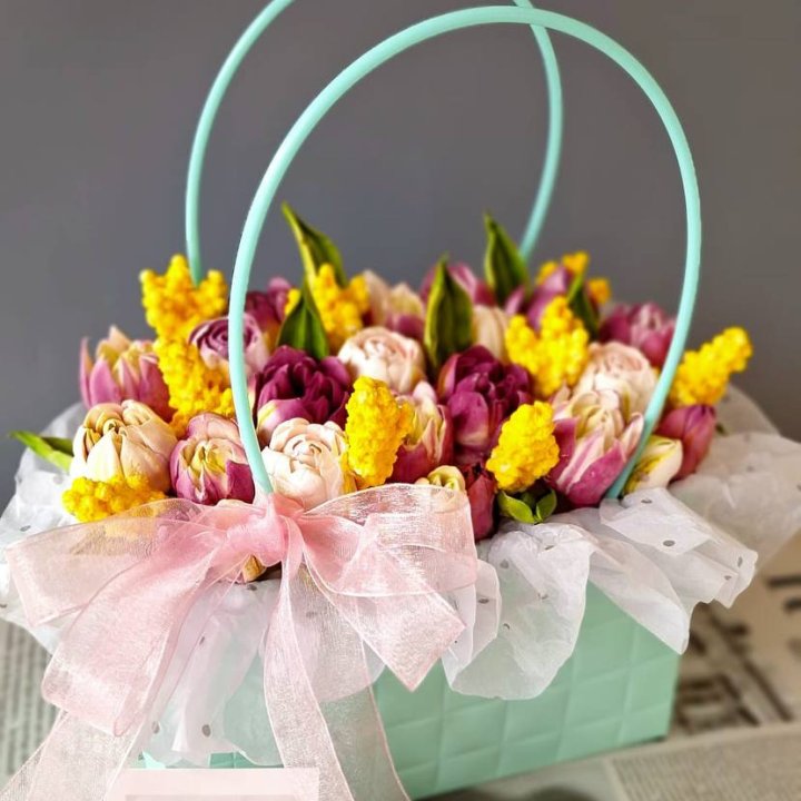 Тюльпаны в сумочке из зефира в Армавире